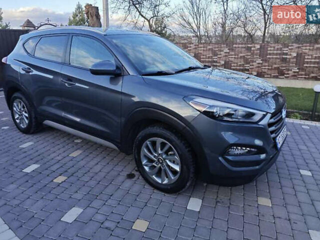 Серый Хендай Туксон, объемом двигателя 2 л и пробегом 68 тыс. км за 15500 $, фото 14 на Automoto.ua