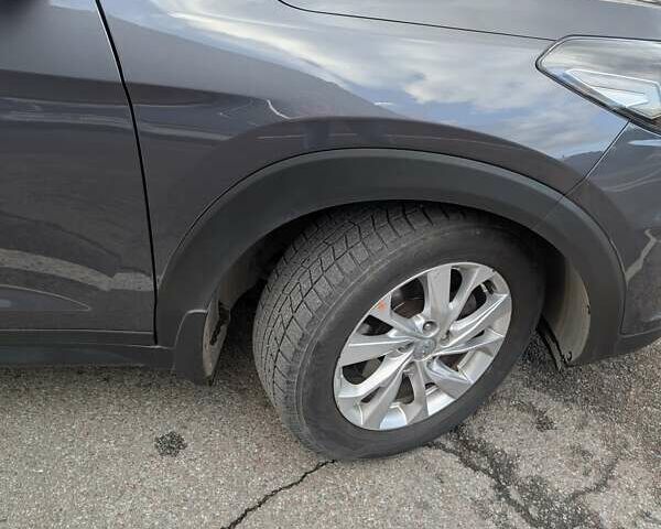 Сірий Хендай Туксон, об'ємом двигуна 2 л та пробігом 72 тис. км за 21600 $, фото 20 на Automoto.ua