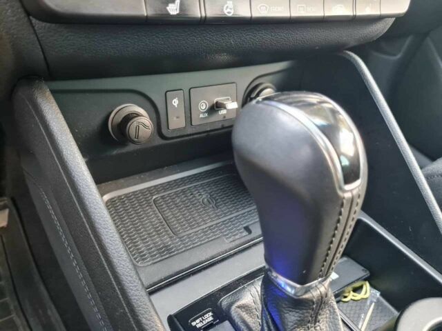 Серый Хендай Туксон, объемом двигателя 2 л и пробегом 168 тыс. км за 18400 $, фото 7 на Automoto.ua