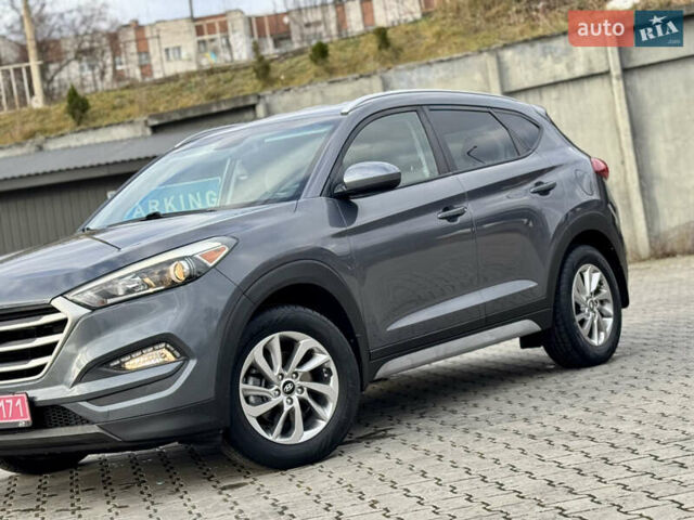 Серый Хендай Туксон, объемом двигателя 2 л и пробегом 183 тыс. км за 13750 $, фото 59 на Automoto.ua