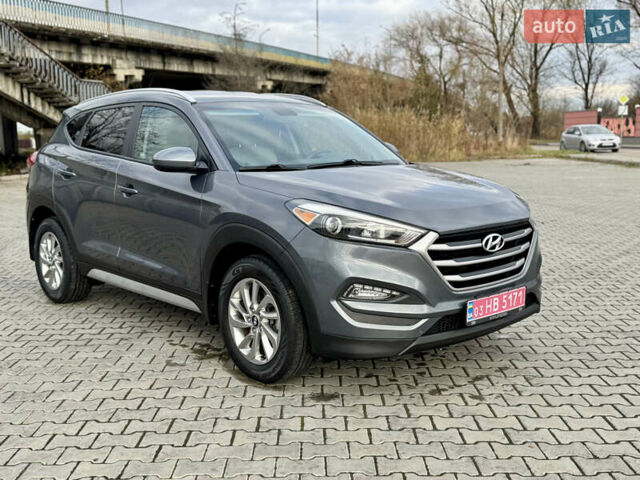 Серый Хендай Туксон, объемом двигателя 2 л и пробегом 183 тыс. км за 13750 $, фото 69 на Automoto.ua