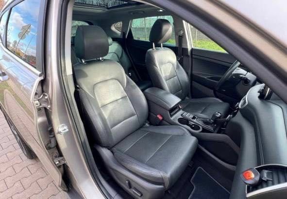 Серый Хендай Туксон, объемом двигателя 1.6 л и пробегом 93 тыс. км за 9000 $, фото 12 на Automoto.ua