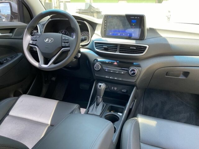 Сірий Хендай Туксон, об'ємом двигуна 1.6 л та пробігом 98 тис. км за 20900 $, фото 8 на Automoto.ua