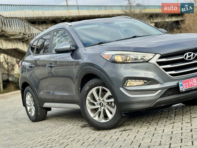 Серый Хендай Туксон, объемом двигателя 2 л и пробегом 183 тыс. км за 13750 $, фото 37 на Automoto.ua