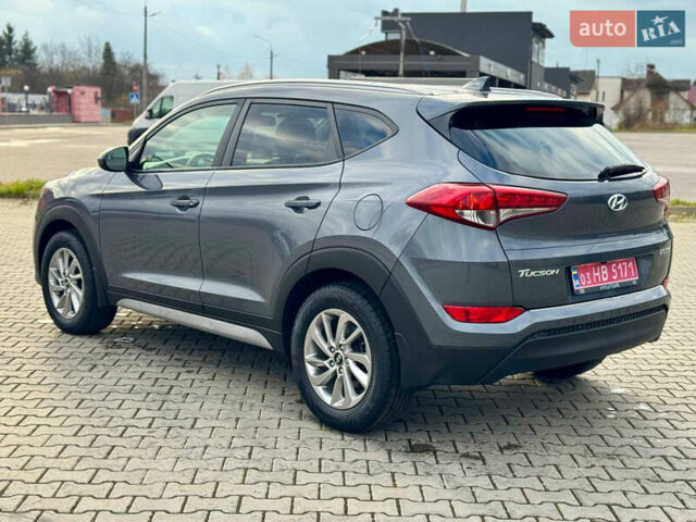Сірий Хендай Туксон, об'ємом двигуна 2 л та пробігом 184 тис. км за 13950 $, фото 16 на Automoto.ua