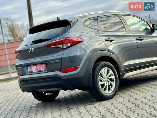 Серый Хендай Туксон, объемом двигателя 2 л и пробегом 183 тыс. км за 13750 $, фото 13 на Automoto.ua