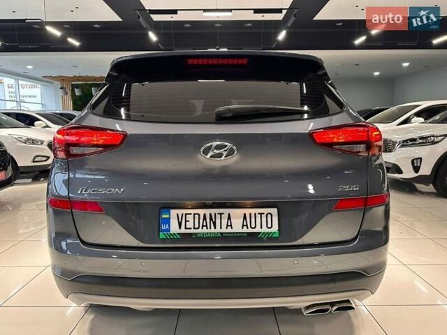 Серый Хендай Туксон, объемом двигателя 2 л и пробегом 69 тыс. км за 20900 $, фото 6 на Automoto.ua