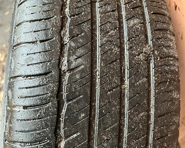 Серый Хендай Туксон, объемом двигателя 2.36 л и пробегом 63 тыс. км за 20500 $, фото 20 на Automoto.ua