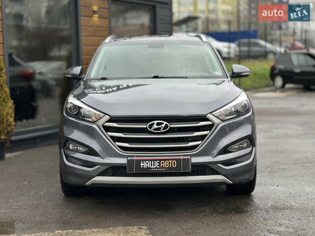 Серый Хендай Туксон, объемом двигателя 1.6 л и пробегом 92 тыс. км за 17900 $, фото 6 на Automoto.ua