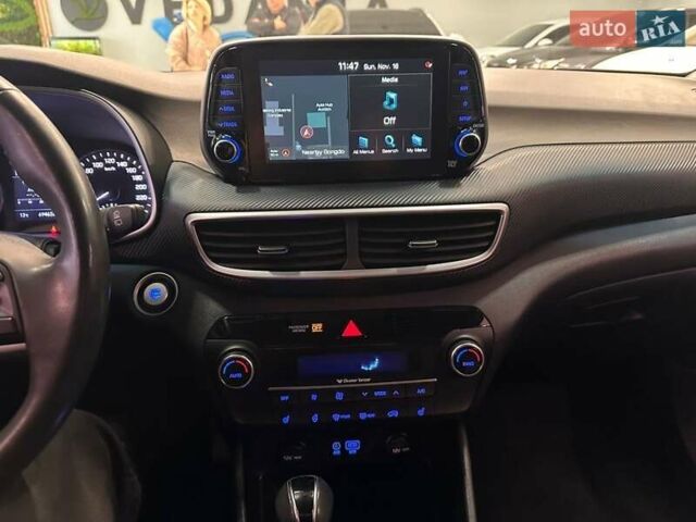 Серый Хендай Туксон, объемом двигателя 2 л и пробегом 69 тыс. км за 20900 $, фото 13 на Automoto.ua