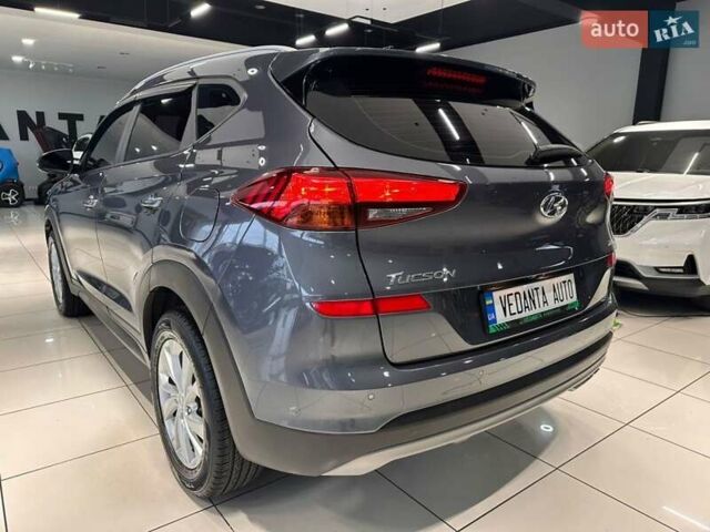 Серый Хендай Туксон, объемом двигателя 2 л и пробегом 69 тыс. км за 20900 $, фото 7 на Automoto.ua