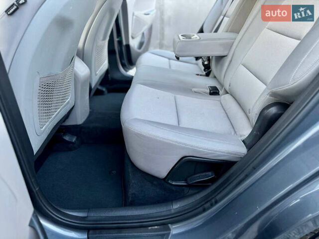 Сірий Хендай Туксон, об'ємом двигуна 2 л та пробігом 184 тис. км за 13950 $, фото 75 на Automoto.ua