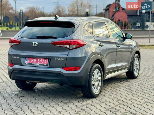 Сірий Хендай Туксон, об'ємом двигуна 2 л та пробігом 184 тис. км за 13950 $, фото 40 на Automoto.ua
