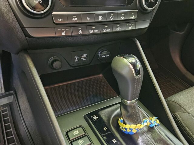 Хендай Туксон 2018 у Кривому Розі на Automoto.ua Сірий Хендай Туксон, об'ємом двигуна 0 л та пробігом 92 тис. км за 21000 $, фото 3 на Automoto.ua