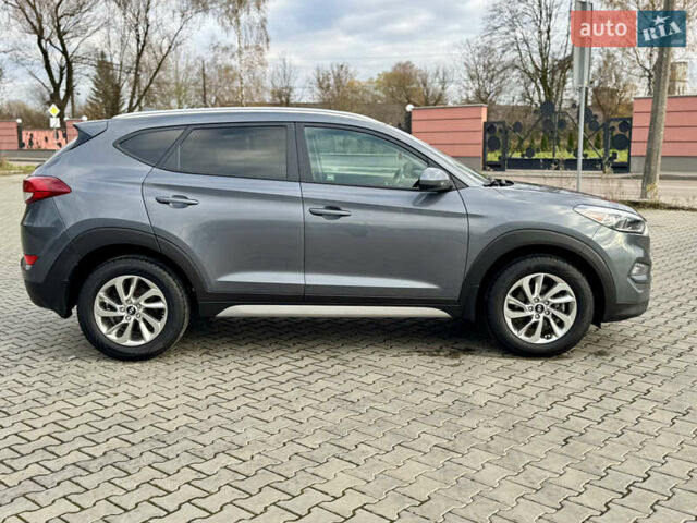 Серый Хендай Туксон, объемом двигателя 2 л и пробегом 183 тыс. км за 13750 $, фото 66 на Automoto.ua