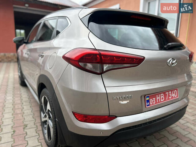 Серый Хендай Туксон, объемом двигателя 0 л и пробегом 219 тыс. км за 19499 $, фото 7 на Automoto.ua