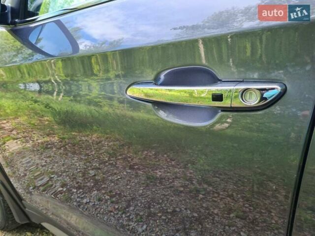 Серый Хендай Туксон, объемом двигателя 2 л и пробегом 163 тыс. км за 20700 $, фото 10 на Automoto.ua