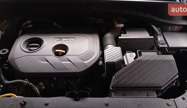 Серый Хендай Туксон, объемом двигателя 2 л и пробегом 128 тыс. км за 16500 $, фото 1 на Automoto.ua