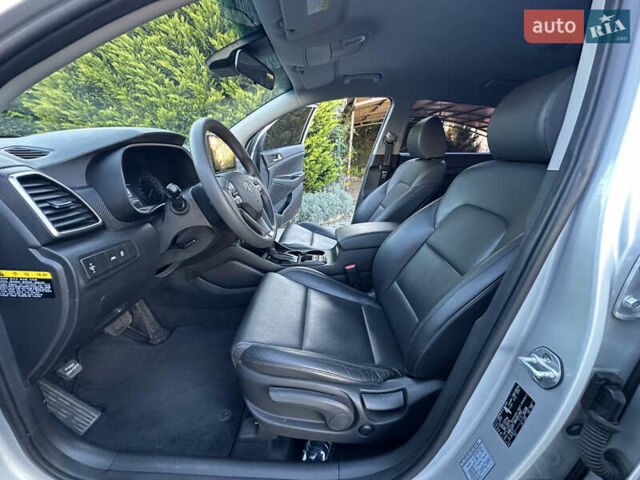Сірий Хендай Туксон, об'ємом двигуна 1.6 л та пробігом 102 тис. км за 21500 $, фото 9 на Automoto.ua