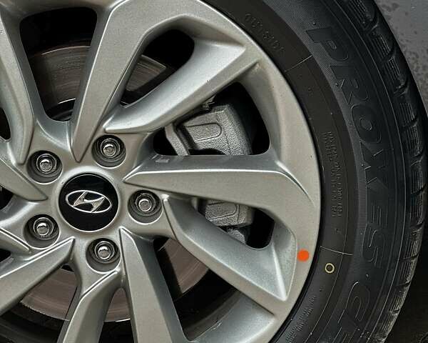 Хендай Туксон 2018 в Каменце-Подольском на Automoto.ua Серый Хендай Туксон, объемом двигателя 2 л и пробегом 72 тыс. км за 18800 $, фото 11 на Automoto.ua