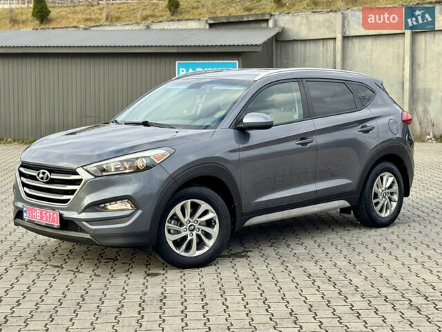 Серый Хендай Туксон, объемом двигателя 2 л и пробегом 183 тыс. км за 13750 $, фото 51 на Automoto.ua