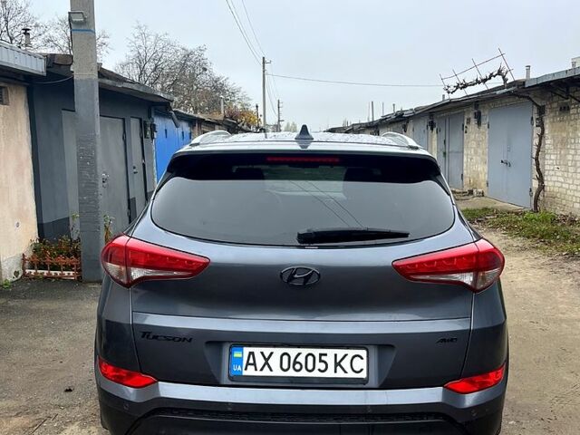 Серый Хендай Туксон, объемом двигателя 2 л и пробегом 0 тыс. км за 18300 $, фото 6 на Automoto.ua