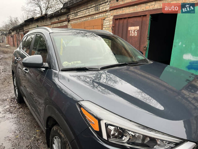 Серый Хендай Туксон, объемом двигателя 2.36 л и пробегом 63 тыс. км за 20500 $, фото 21 на Automoto.ua