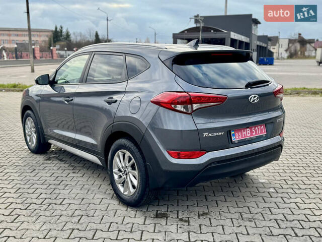 Серый Хендай Туксон, объемом двигателя 2 л и пробегом 183 тыс. км за 13750 $, фото 56 на Automoto.ua