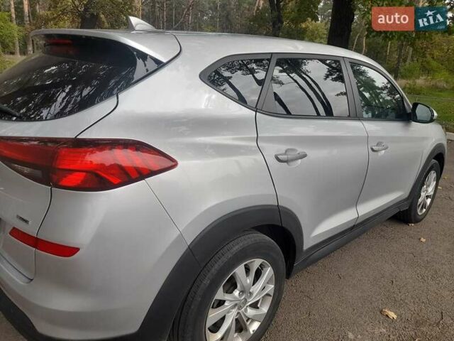 Хендай Туксон 2018 в Киеве на Automoto.ua Серый Хендай Туксон, объемом двигателя 2 л и пробегом 126 тыс. км за 19000 $, фото 9 на Automoto.ua