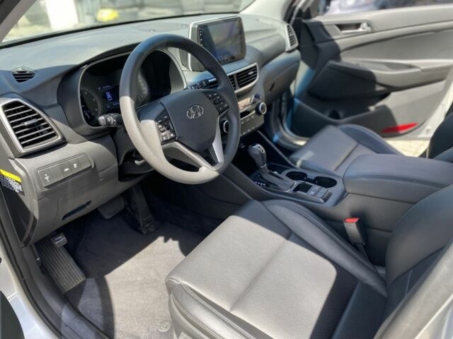 Сірий Хендай Туксон, об'ємом двигуна 1.6 л та пробігом 98 тис. км за 20900 $, фото 7 на Automoto.ua