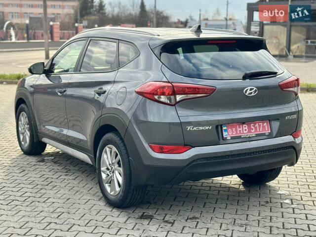 Серый Хендай Туксон, объемом двигателя 2 л и пробегом 183 тыс. км за 13750 $, фото 7 на Automoto.ua