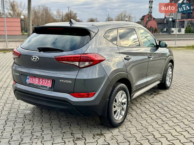 Серый Хендай Туксон, объемом двигателя 2 л и пробегом 183 тыс. км за 13750 $, фото 46 на Automoto.ua