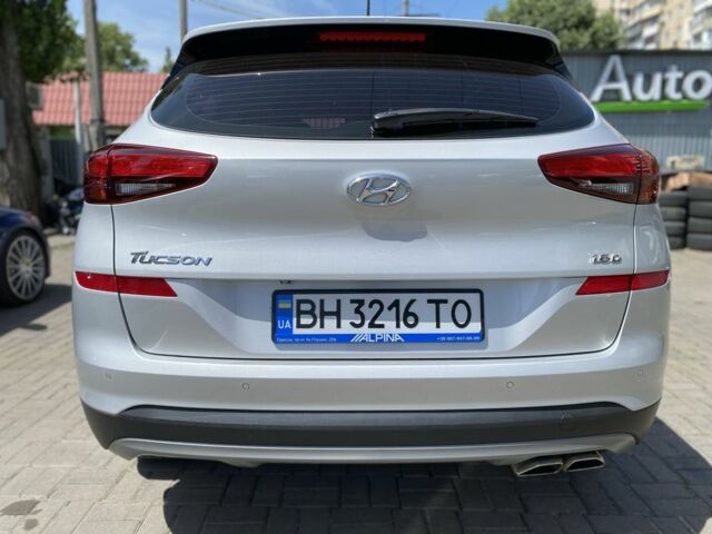 Сірий Хендай Туксон, об'ємом двигуна 1.6 л та пробігом 98 тис. км за 20900 $, фото 6 на Automoto.ua