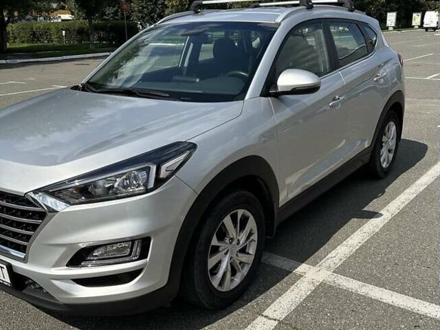 Хендай Туксон 2018 в Киеве на Automoto.ua Серый Хендай Туксон, объемом двигателя 2 л и пробегом 90 тыс. км за 22000 $, фото 3 на Automoto.ua
