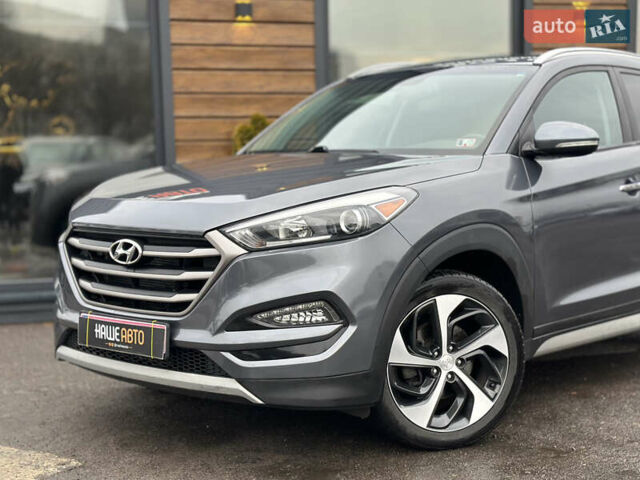 Серый Хендай Туксон, объемом двигателя 1.6 л и пробегом 92 тыс. км за 17900 $, фото 3 на Automoto.ua