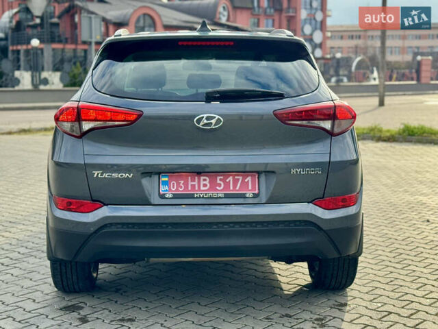 Серый Хендай Туксон, объемом двигателя 2 л и пробегом 183 тыс. км за 13750 $, фото 11 на Automoto.ua