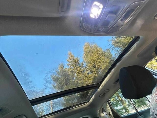 Серый Хендай Туксон, объемом двигателя 2 л и пробегом 96 тыс. км за 10000 $, фото 7 на Automoto.ua