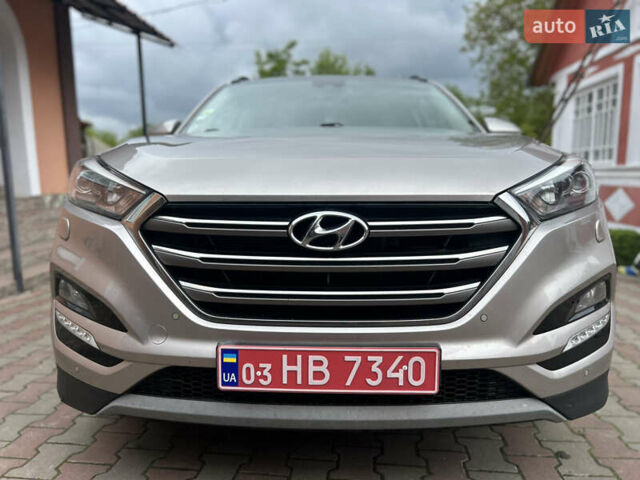 Серый Хендай Туксон, объемом двигателя 0 л и пробегом 219 тыс. км за 19499 $, фото 15 на Automoto.ua