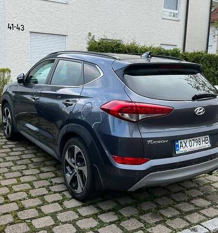 Сірий Хендай Туксон, об'ємом двигуна 1.6 л та пробігом 75 тис. км за 21000 $, фото 4 на Automoto.ua