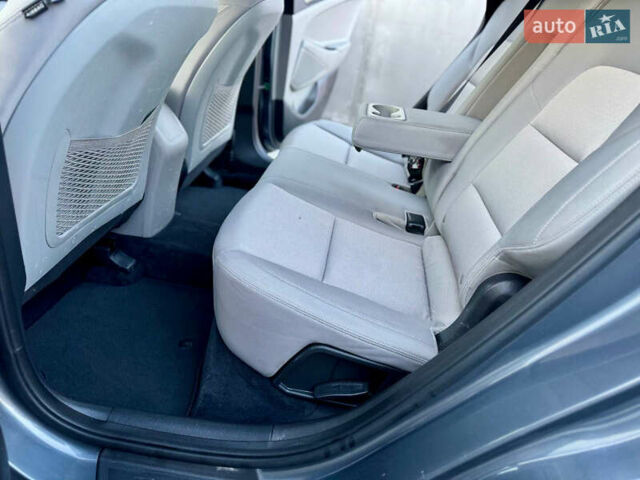 Сірий Хендай Туксон, об'ємом двигуна 2 л та пробігом 184 тис. км за 13950 $, фото 74 на Automoto.ua