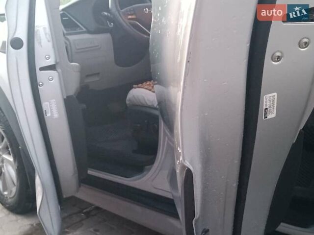 Сірий Хендай Туксон, об'ємом двигуна 2 л та пробігом 75 тис. км за 15000 $, фото 3 на Automoto.ua