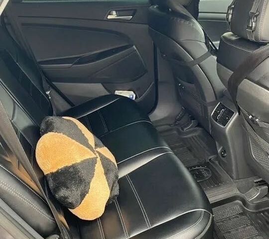 Серый Хендай Туксон, объемом двигателя 2 л и пробегом 99 тыс. км за 9600 $, фото 19 на Automoto.ua