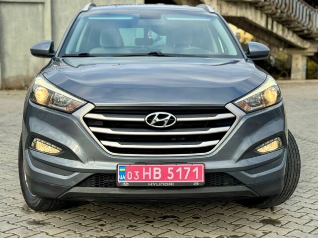 Серый Хендай Туксон, объемом двигателя 2 л и пробегом 115 тыс. км за 13950 $, фото 12 на Automoto.ua