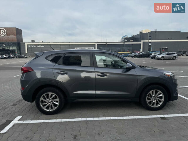 Сірий Хендай Туксон, об'ємом двигуна 2 л та пробігом 89 тис. км за 15400 $, фото 9 на Automoto.ua