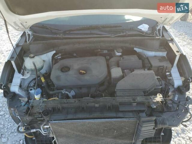 Серый Хендай Туксон, объемом двигателя 2 л и пробегом 94 тыс. км за 3000 $, фото 11 на Automoto.ua