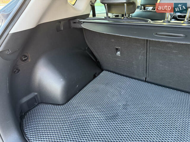 Серый Хендай Туксон, объемом двигателя 1.6 л и пробегом 214 тыс. км за 21000 $, фото 81 на Automoto.ua