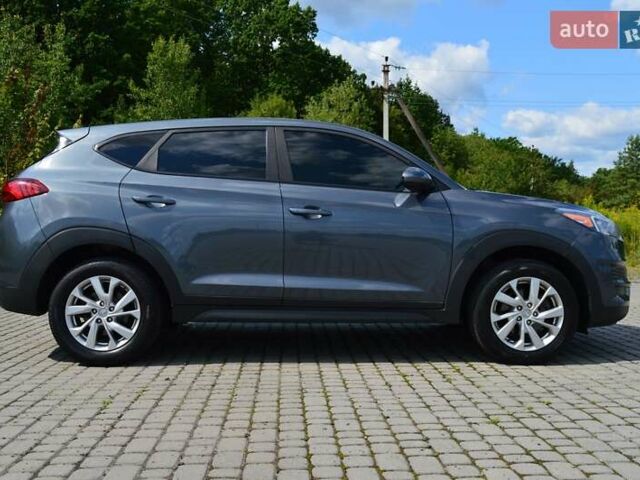 Серый Хендай Туксон, объемом двигателя 2 л и пробегом 168 тыс. км за 16500 $, фото 8 на Automoto.ua