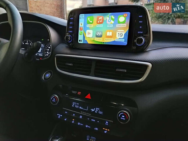 Серый Хендай Туксон, объемом двигателя 2 л и пробегом 97 тыс. км за 21888 $, фото 23 на Automoto.ua