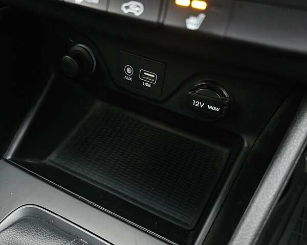 Сірий Хендай Туксон, об'ємом двигуна 2 л та пробігом 136 тис. км за 17300 $, фото 6 на Automoto.ua