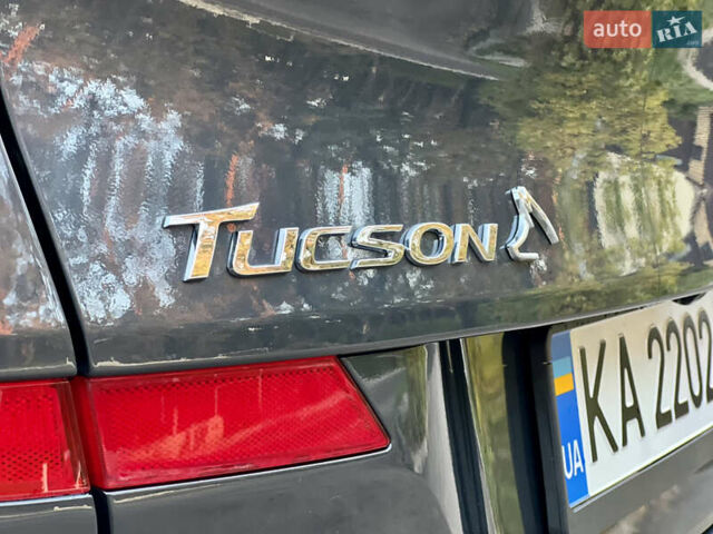 Серый Хендай Туксон, объемом двигателя 2.36 л и пробегом 85 тыс. км за 22500 $, фото 8 на Automoto.ua